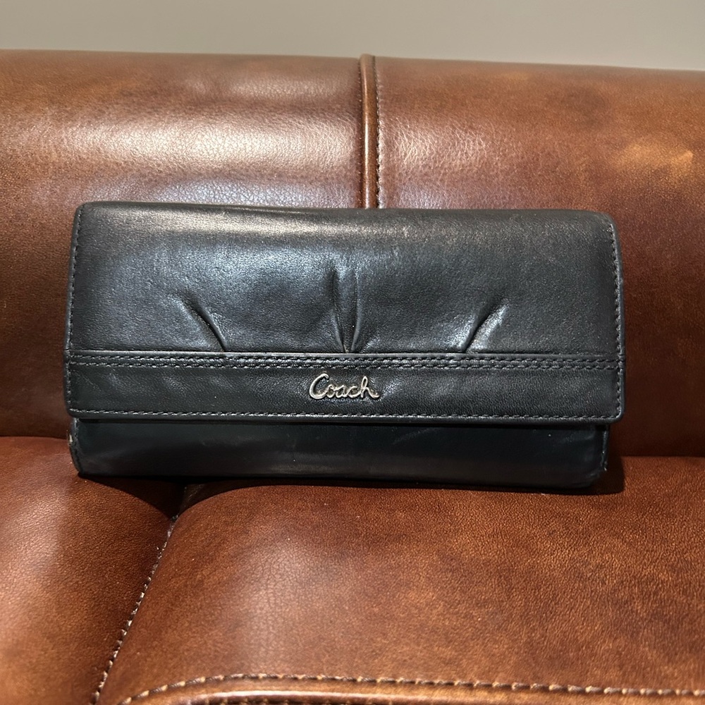 Coach Black Leather Women's Bag